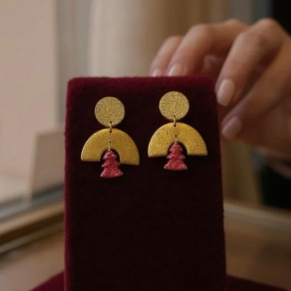 Gold and Red Geometric Earrings - Picture 1 of 1